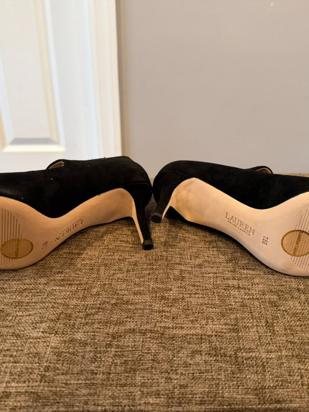 Lauren (Ralph Lauren) Lanette Suede Mary Jane Pump - Picture 4 of 6